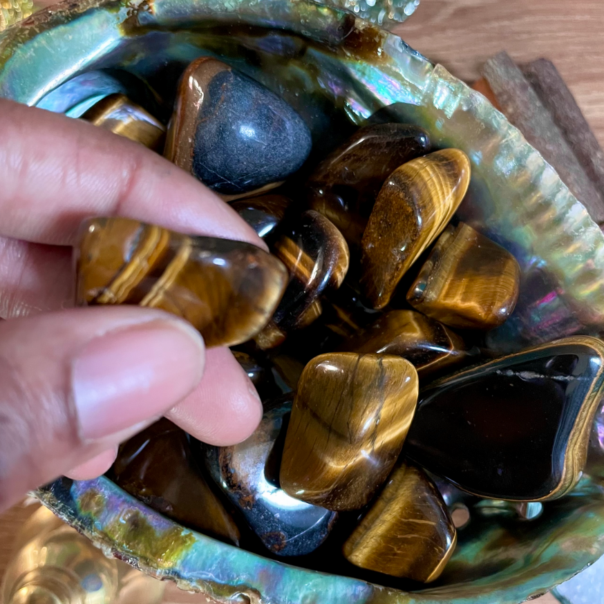 MEDIUM YELLOW TIGER’S EYE HEALING TUMBLESTONE