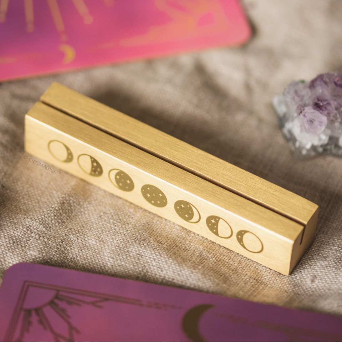 LUNAR ENGRAVED BRASS CARD STAND